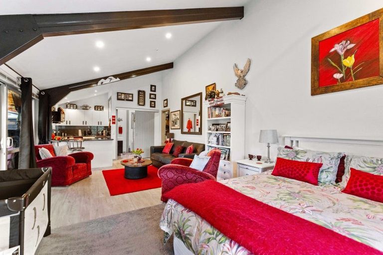 Photo of property in 21 Little Maude Drive, Lake Hawea, Wanaka, 9382