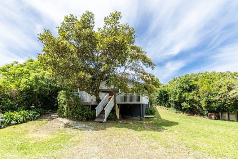 Photo of property in 51 Airini Road, Waimarama, 4294