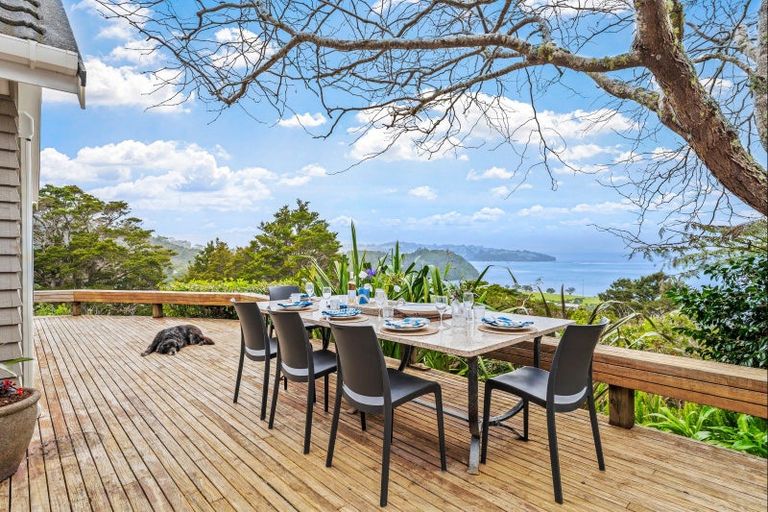 Photo of property in 596 Leigh Road, Whangateau, Warkworth, 0985