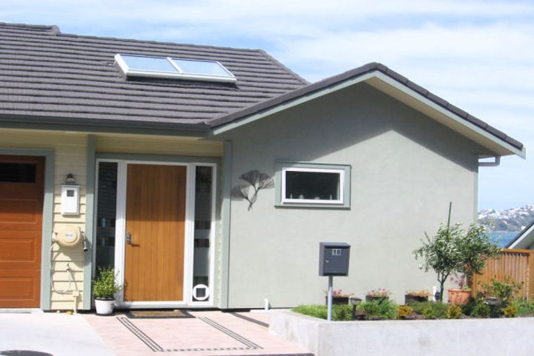 Photo of property in 18 Cameron Street, Kaiwharawhara, Wellington, 6035