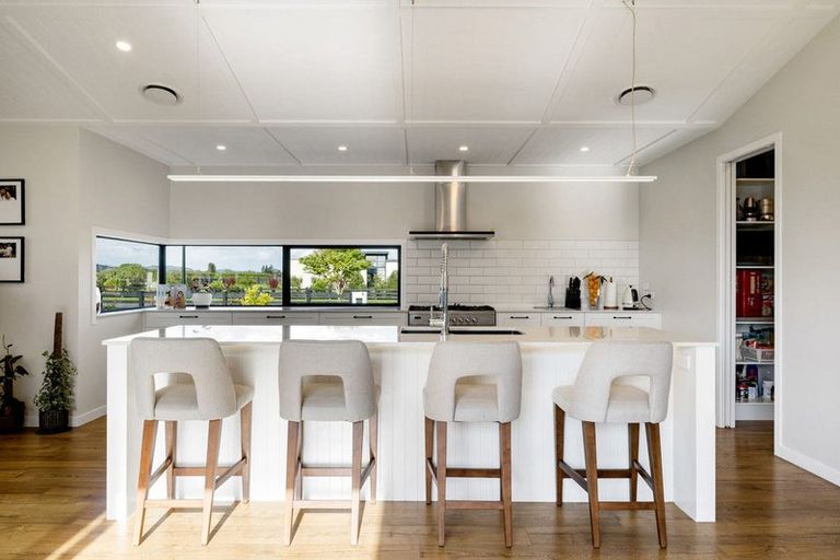 Photo of property in 66 Whare Marama Drive, Leamington, Cambridge, 3432