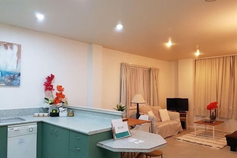 Photo of property in Terrace Tower Apartments, 126 The Terrace, Wellington Central, Wellington, 6011