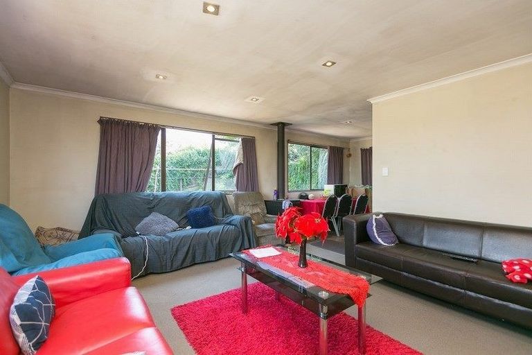 Photo of property in 12 Warkworth Grove, Bell Block, New Plymouth, 4312