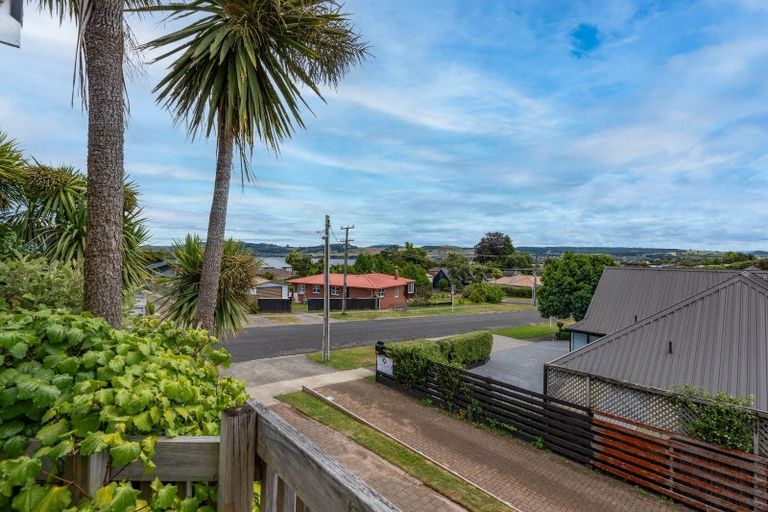 Photo of property in 2/74 Rokino Road, Hilltop, Taupo, 3330