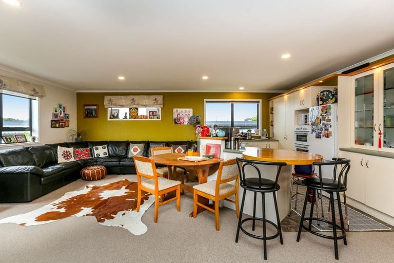 Photo of property in 2/75 Hine Street, New Plymouth, 4310