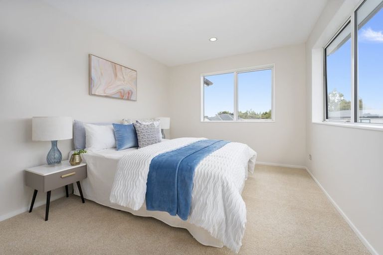 Photo of property in 79 San Valentino Drive, Henderson, Auckland, 0612