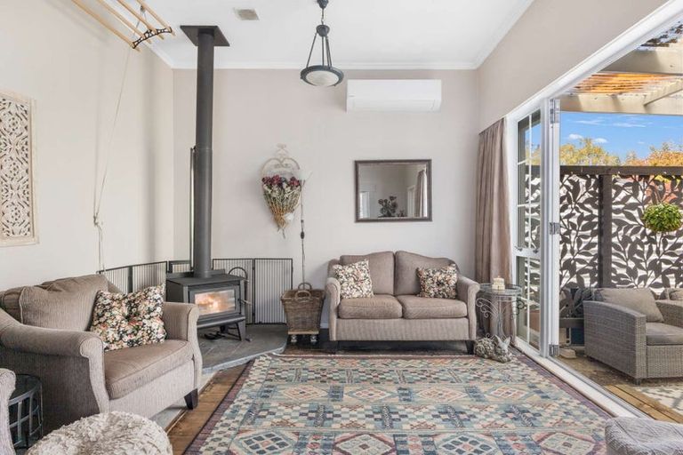 Photo of property in 21 Portia Street, Stratford, 4332