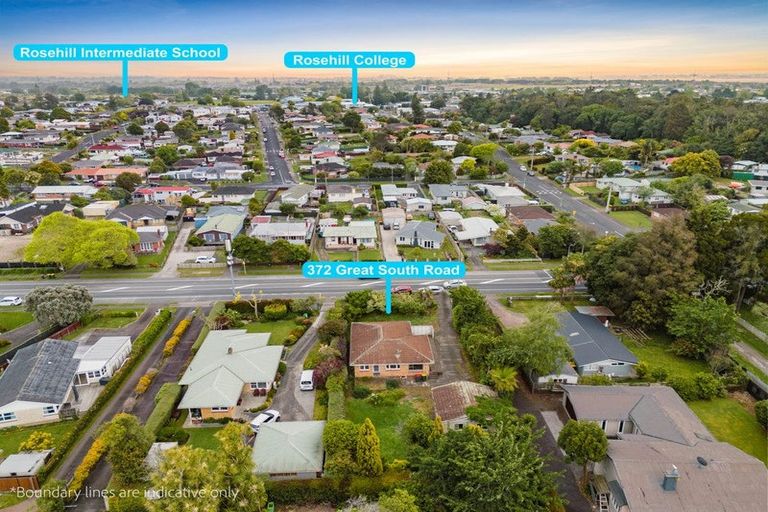 Photo of property in 372 Great South Road, Opaheke, Papakura, 2113