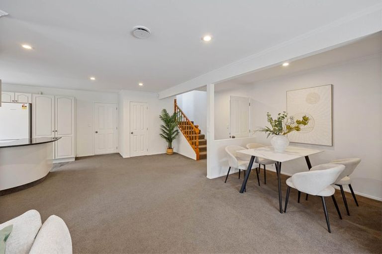 Photo of property in 2/28 Britannia Place, Half Moon Bay, Auckland, 2012