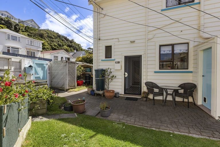 Photo of property in 31 Queens Drive, Kilbirnie, Wellington, 6022