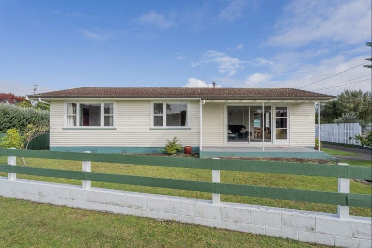 Photo of property in 14 Cook Drive, Whitianga, 3510