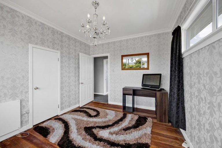 Photo of property in 43 Brown Street, Inglewood, 4330