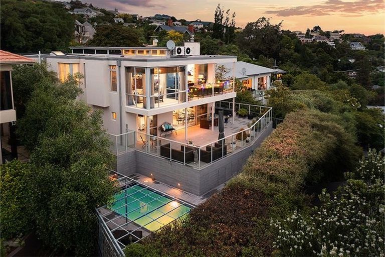 Photo of property in 8a Macmillan Avenue, Cashmere, Christchurch, 8022