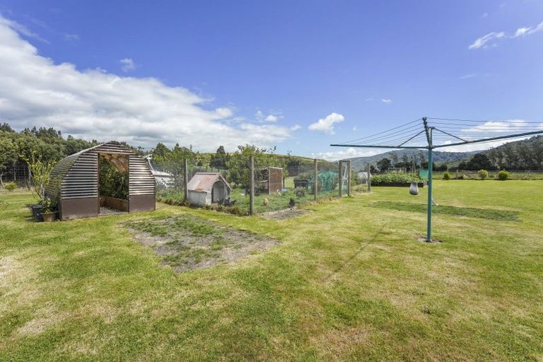 Photo of property in 229 Marchant Road, Kaitoke, Upper Hutt, 5018