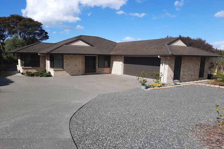 Photo of property in 26 Halyard Loop, Haruru, 0204