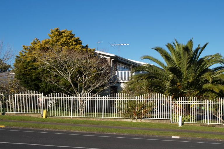 Photo of property in 87 Skipton Street, Mangere East, Auckland, 2024