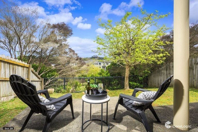 Photo of property in 95 Fields Parade, Oteha, Auckland, 0632
