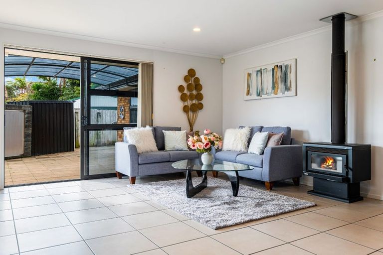 Photo of property in 20 Barbados Way, One Tree Point, 0118