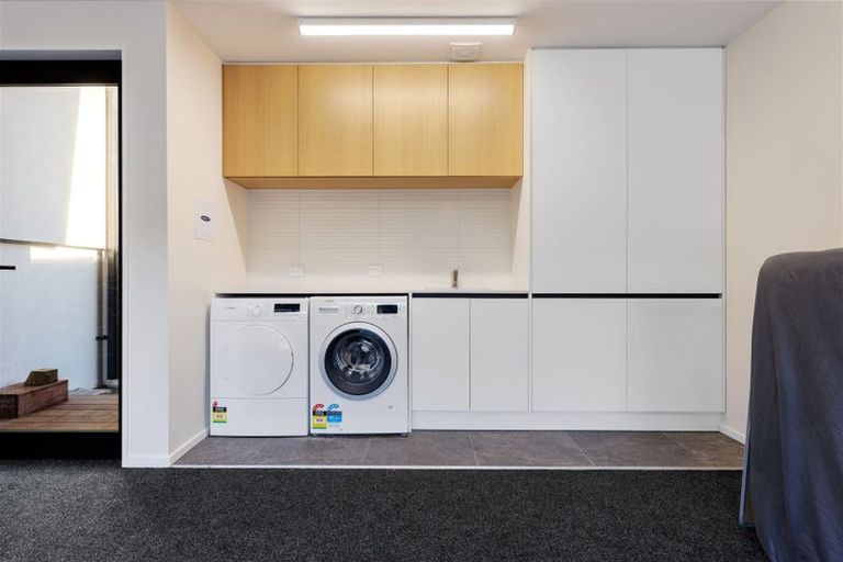 Photo of property in 11 Round Hill Rise, Cracroft, Christchurch, 8022