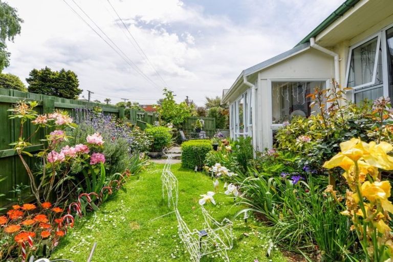 Photo of property in 102 Preston Crescent, Belleknowes, Dunedin, 9011