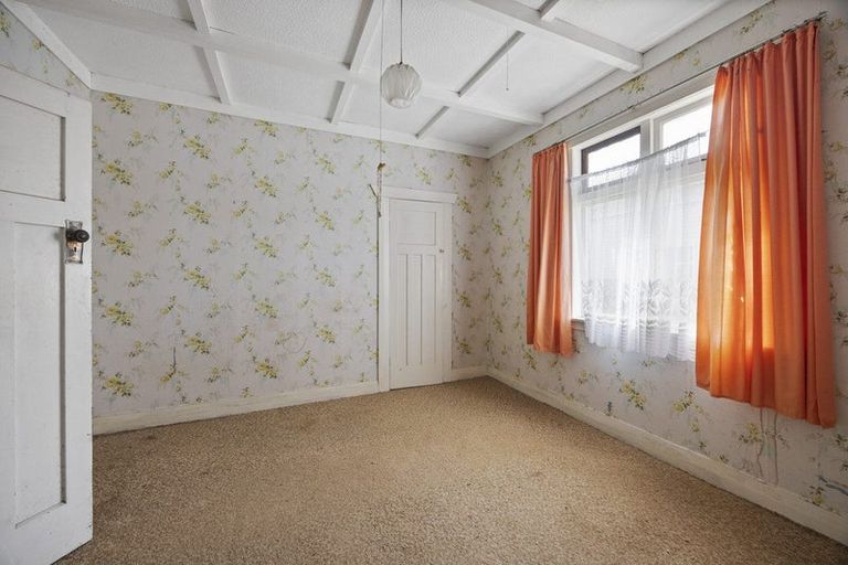 Photo of property in 20 Gladstone Street, Hawera, 4610