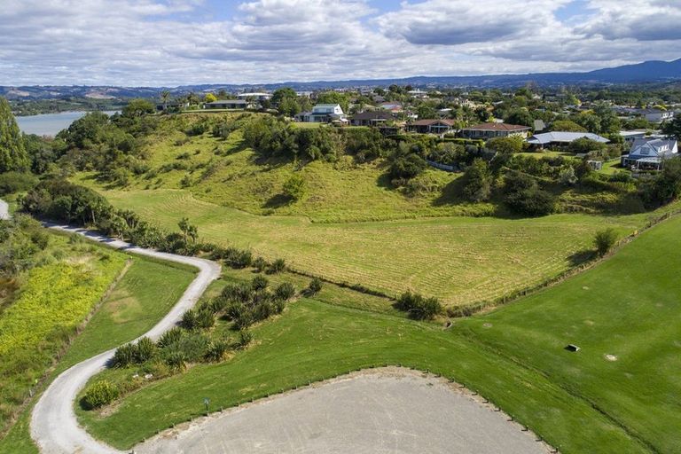 Photo of property in 11 Margaret Drive, Omokoroa, 3114
