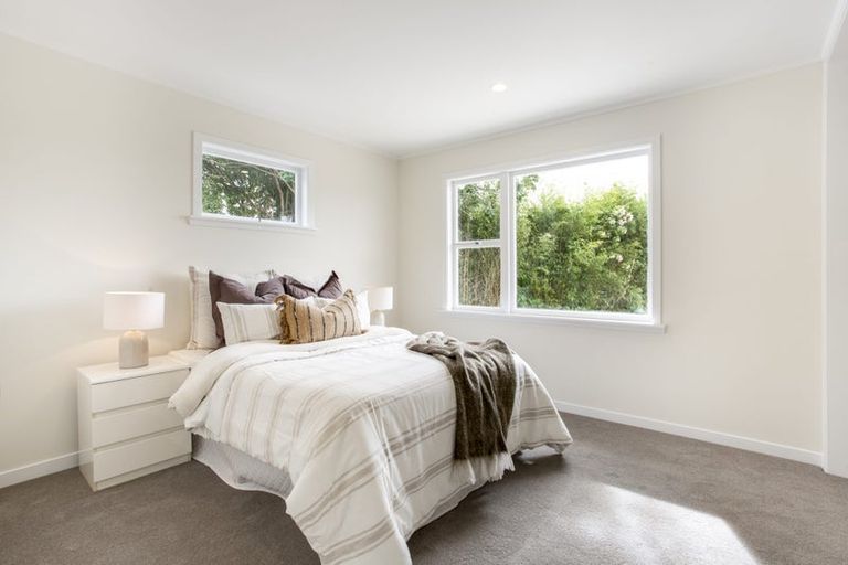 Photo of property in 54 St Leonards Road, Kelston, Auckland, 0602