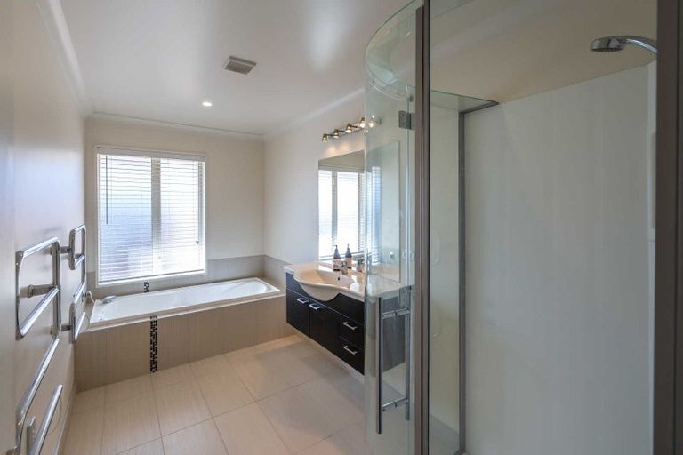 Photo of property in 32 Wilfield Drive, West Melton, 7618