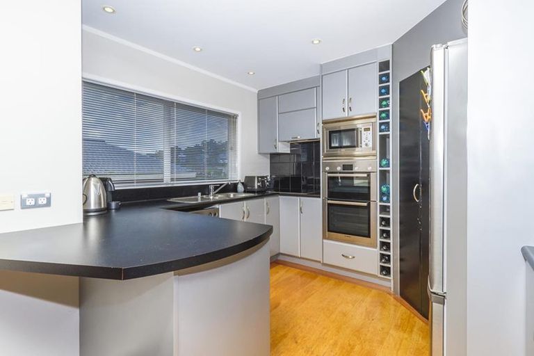 Photo of property in 1/45 Matipo Road, Mairangi Bay, Auckland, 0630