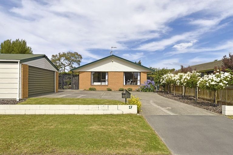 Photo of property in 17 Shannon Place, Belfast, Christchurch, 8051