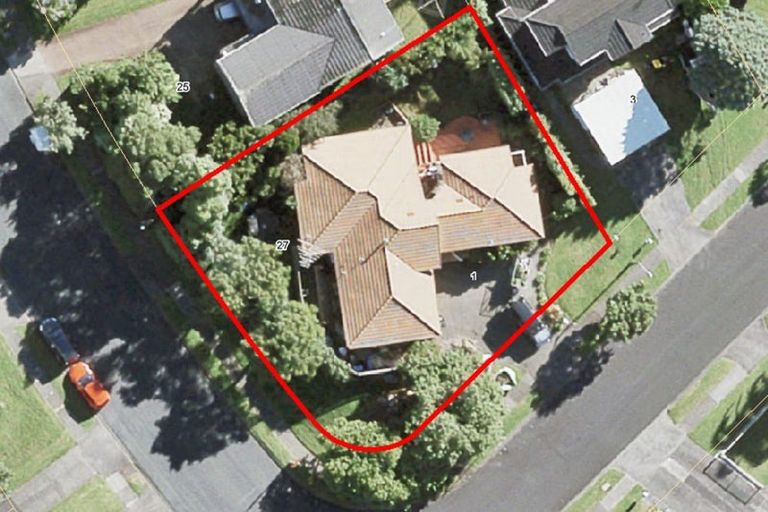 Photo of property in 1 Halldene Terrace, Red Beach, 0932