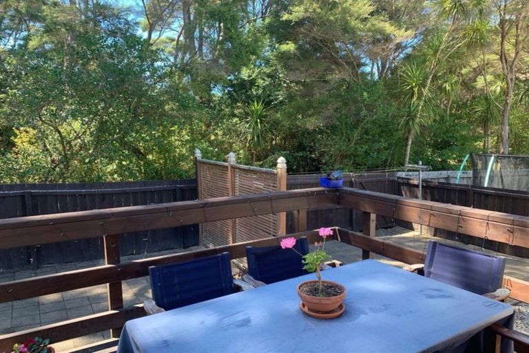 Photo of property in 34 Shadon Place, Stanmore Bay, Whangaparaoa, 0932