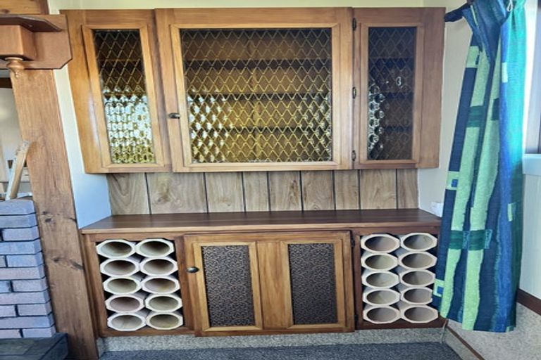 Photo of property in 31 Meeanee Quay, Westshore, Napier, 4110