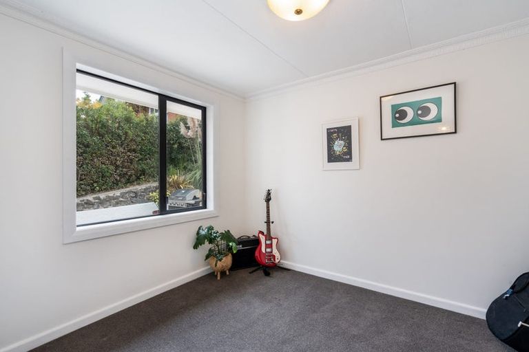 Photo of property in 52 Middleton Road, Kew, Dunedin, 9012