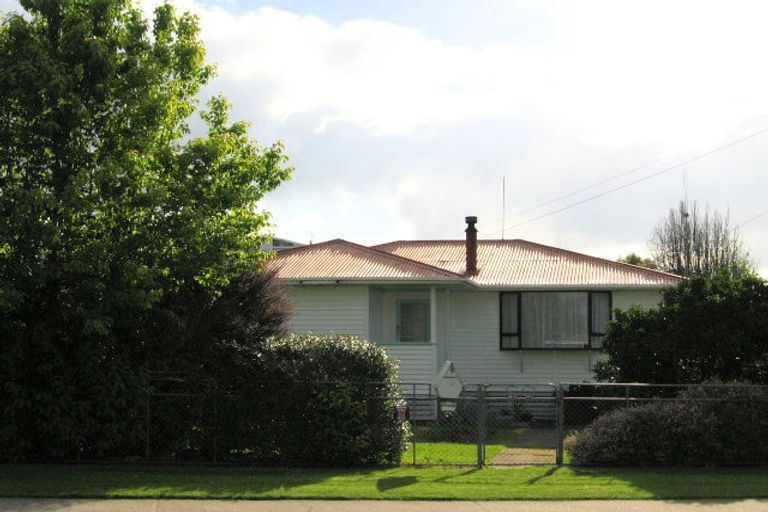 Photo of property in 34 Queen Road, Bellevue, Tauranga, 3110