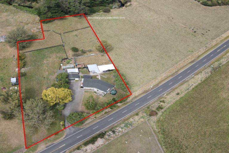 Photo of property in 1363 Wellington Road, Crofton, Marton, 4787