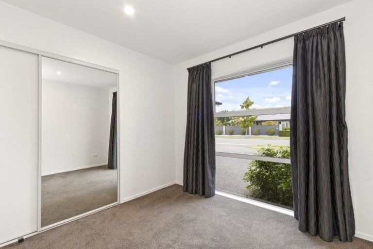 Photo of property in 28 Parklea Avenue, Halswell, Christchurch, 8025