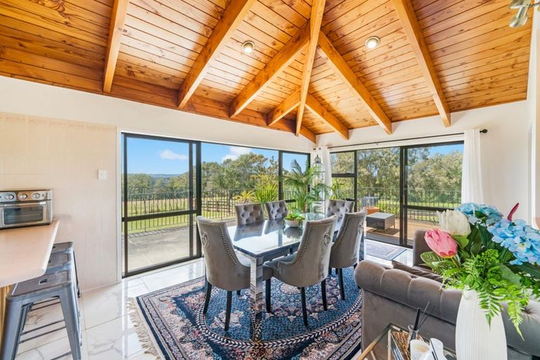 Photo of property in 14 Peters Lane, Taupaki, Henderson, 0782