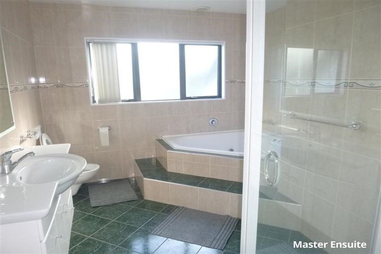 Photo of property in 5 Oceanview Terrace, Tirohanga, Lower Hutt, 5010