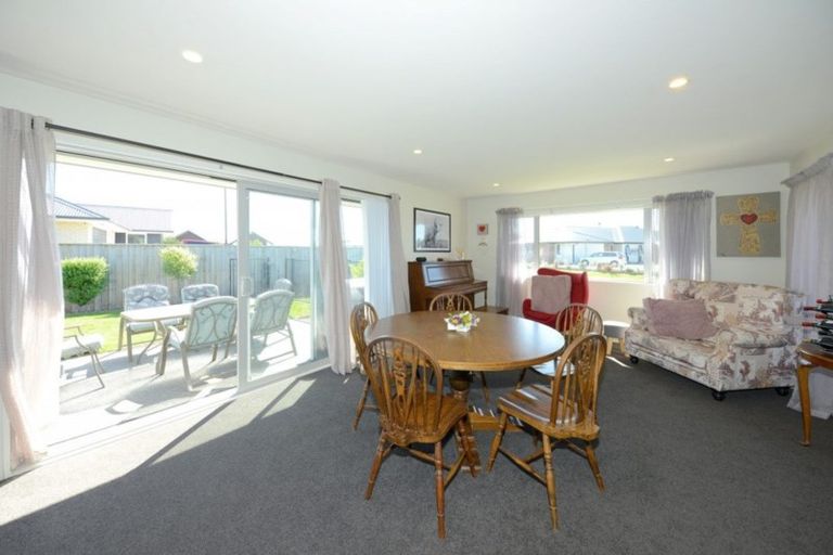 Photo of property in 6 Willowby Lane, Rangiora, 7400