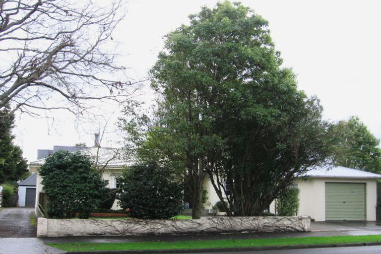 Photo of property in 145 Te Awe Awe Street, Hokowhitu, Palmerston North, 4410