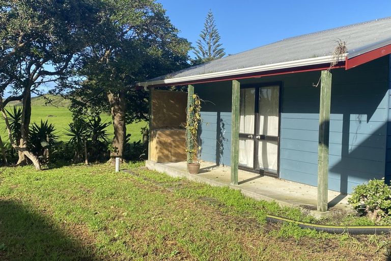 Photo of property in 5 Ripiro Drive, Baylys Beach, Dargaville, 0377