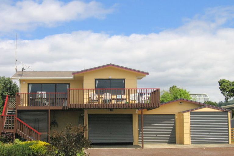 Photo of property in 108 Seaforth Road, Waihi Beach, 3611