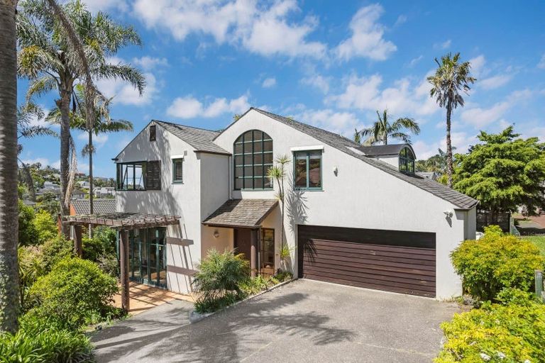 Photo of property in 44 Penguin Drive, Murrays Bay, Auckland, 0630