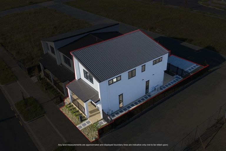 Photo of property in 4 Harikoa Way, Karaka, 2113