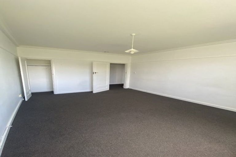 Photo of property in 2/243 The Terrace, Te Aro, Wellington, 6011