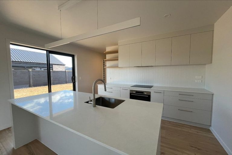 Photo of property in 17 Boyce Crescent, Cambridge, 3434