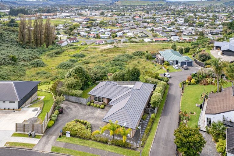 Photo of property in 64 Parkdale Drive, Aramoho, Whanganui, 4500