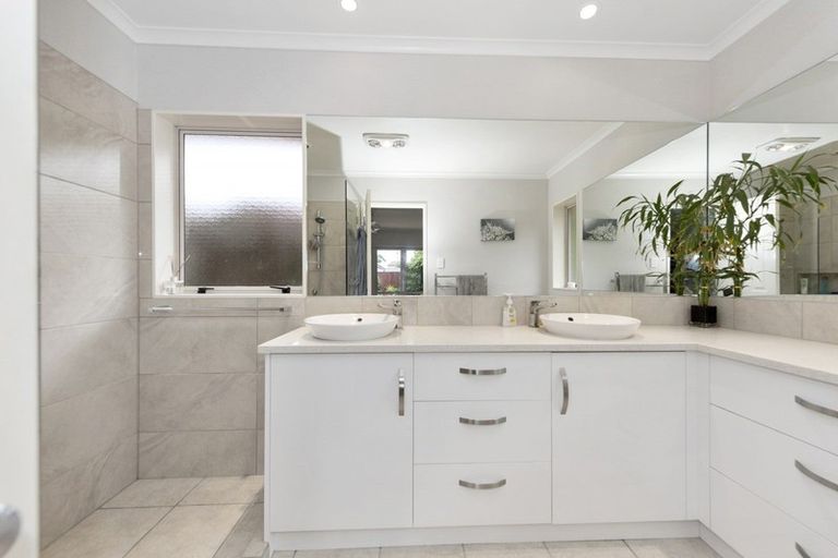 Photo of property in 30 The Esplanade, Huntington, Hamilton, 3210