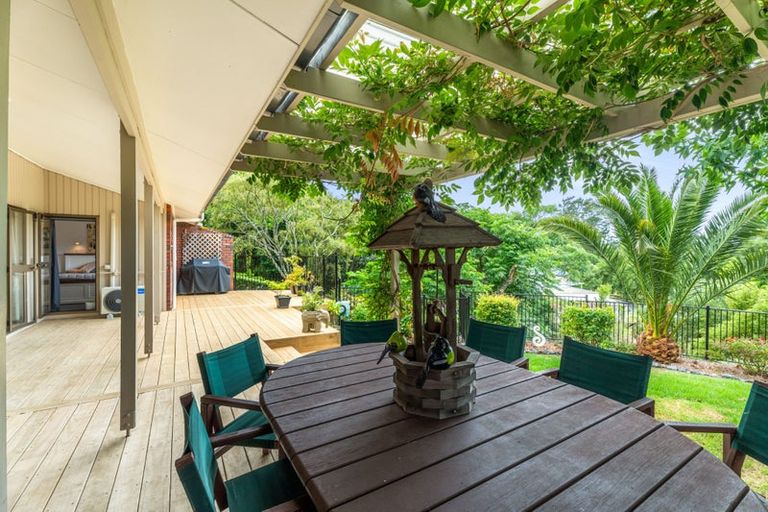 Photo of property in 253 Whitford Road, Shamrock Park, Howick, 2571